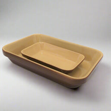 Load image into Gallery viewer, Poterie Renault Rectangle Dish