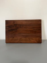 Load image into Gallery viewer, Walnut Cutting Board