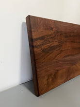 Load image into Gallery viewer, Walnut Cutting Board