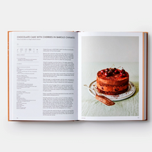 Load image into Gallery viewer, The Italian Bakery: Step-by-Step Recipes with the Silver Spoon