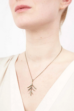 Load image into Gallery viewer, Petite Rosemary Necklace