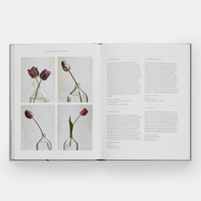 Load image into Gallery viewer, The Tulip Garden: Growing and Collecting Species, Rare and Annual Varieties