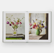 Load image into Gallery viewer, The Tulip Garden: Growing and Collecting Species, Rare and Annual Varieties