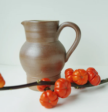 Load image into Gallery viewer, Poterie Renault Water Jug