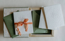 Load image into Gallery viewer, Floral Embossed Card Set
