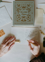 Load image into Gallery viewer, Floral Embossed Card Set
