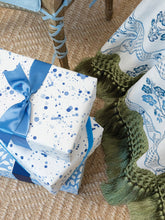 Load image into Gallery viewer, Merry &amp; Chic
