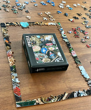 Load image into Gallery viewer, Antique Brooches Puzzle
