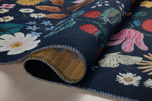 Load image into Gallery viewer, Strawberry Fields Indoor/Outdoor Rug in Black
