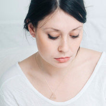 Load image into Gallery viewer, Circle post earrings
