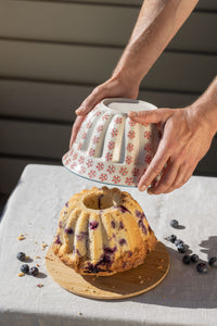 Floral bundt pan